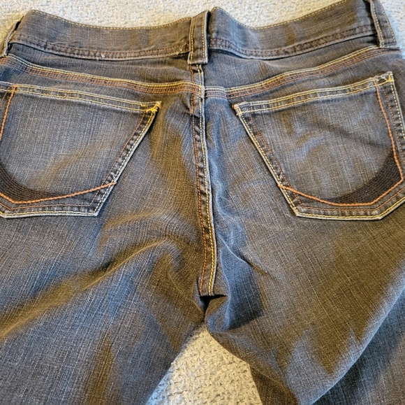 B2G1 3/$10 (Must Bundle) Old Navy Gray Jeans Special Edition Size 10 - Picture 3 of 3